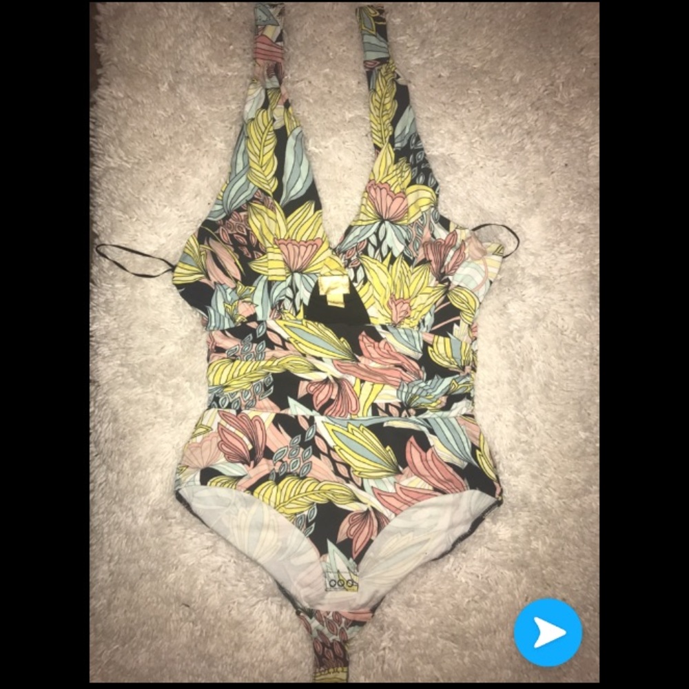 H&M Flower One piece
